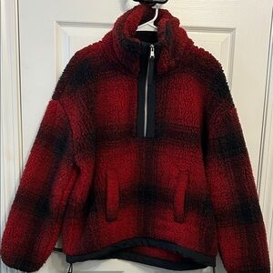 Abercrombie & Fitch women’s Buffalo Plaid Sherpa half zip. Black/red. Size Med